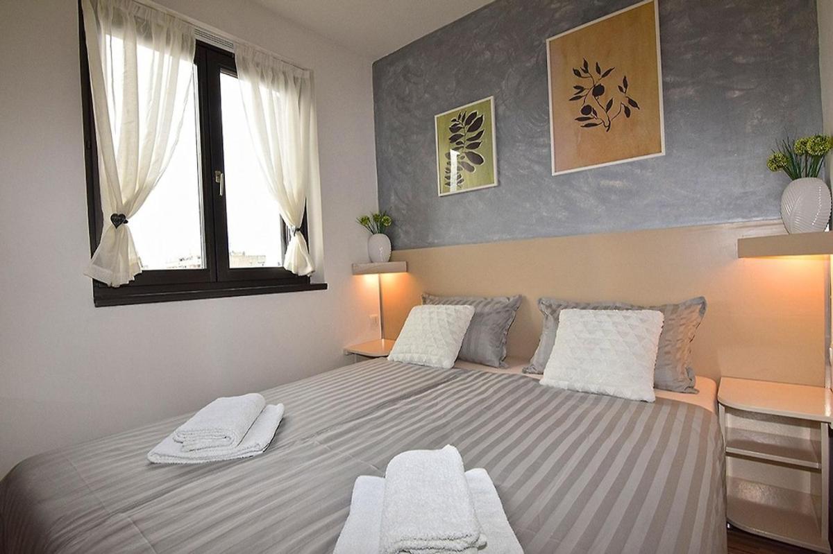 Sole Pula Apartman-Near Beach Exterior foto